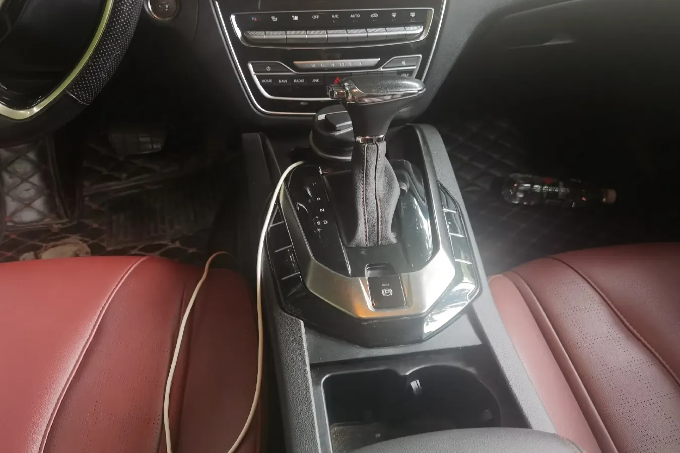 2018 BeiJing Auto Senova D50 1.5L 116HP L4 CVT,autocango,china used car exporter,china ev exporter,chinese used car exporter,chinese used ev exporter