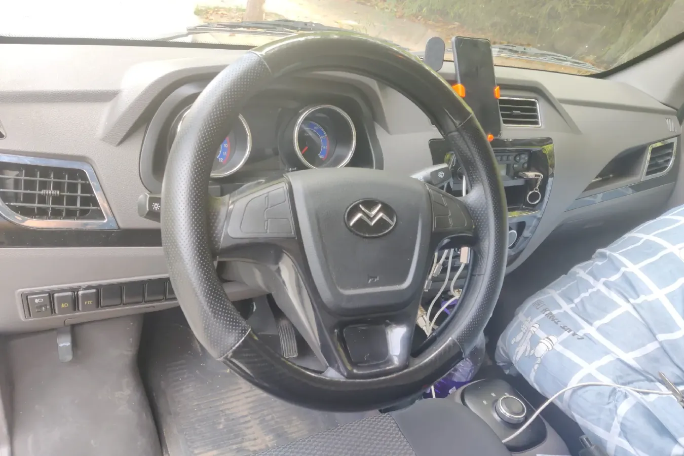 2023 New Gonow ShuaiLing BEV 41.64KWH,autocango,china used car exporter,china ev exporter,chinese used car exporter,chinese used ev exporter