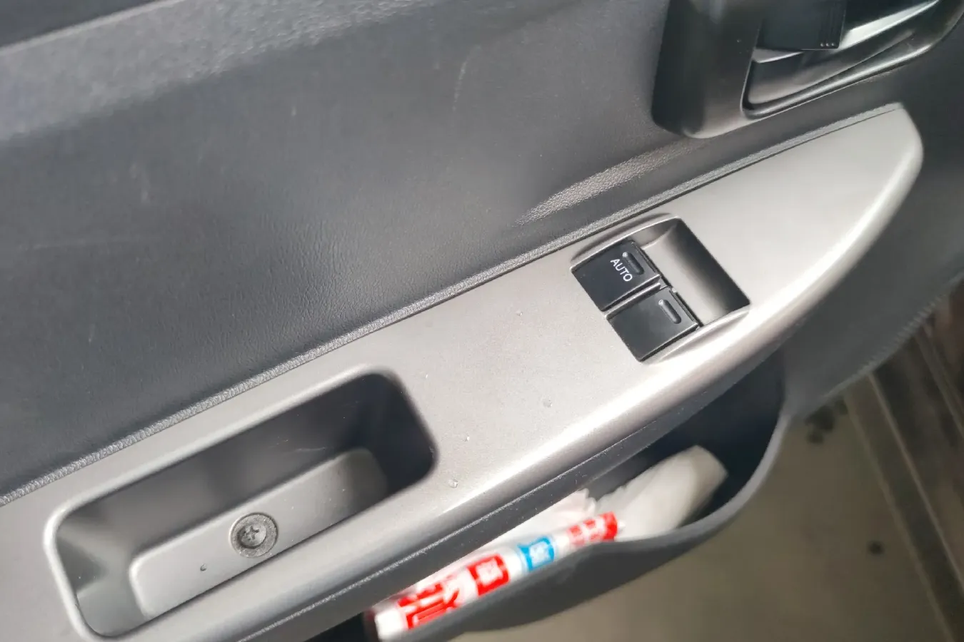 2016 DongFeng Fengon Fengon 330 1.2L 94HP L4 5MT,autocango,china used car exporter,china ev exporter,chinese used car exporter,chinese used ev exporter