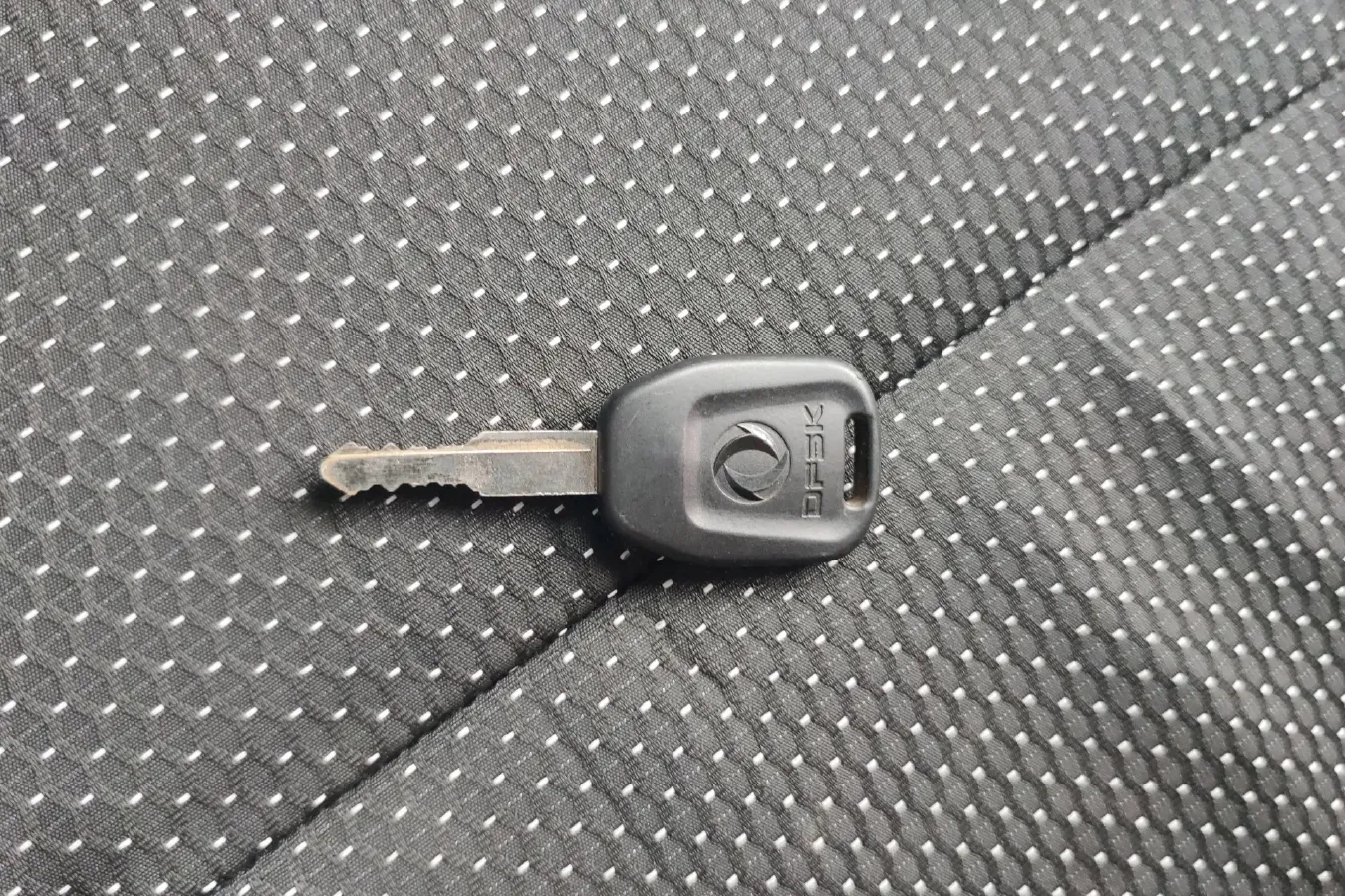 2016 DongFeng Fengon Fengon 330 1.2L 94HP L4 5MT,autocango,china used car exporter,china ev exporter,chinese used car exporter,chinese used ev exporter