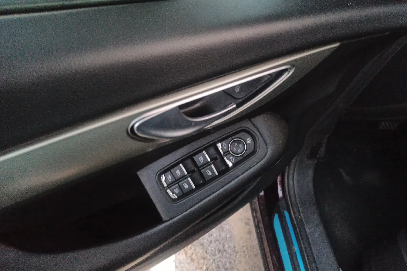 2016 Zotye SR7 1.5T 150HP L4 CVT,autocango,china used car exporter,china ev exporter,chinese used car exporter,chinese used ev exporter