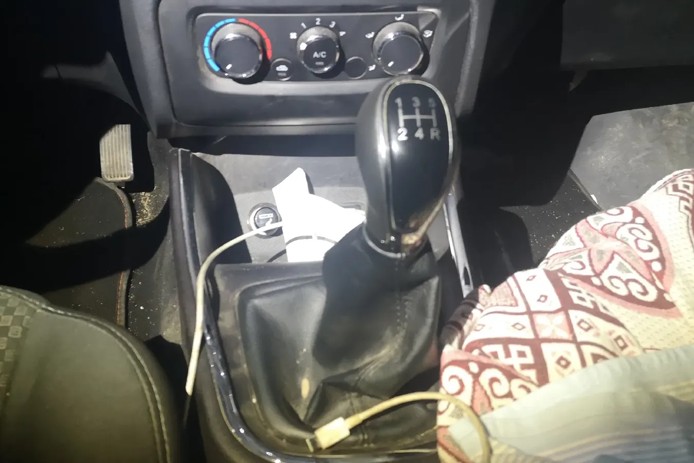 2021 JinBei Golden Sea Lion 1.5L 112HP L4 5MT,autocango,china used car exporter,china ev exporter,chinese used car exporter,chinese used ev exporter