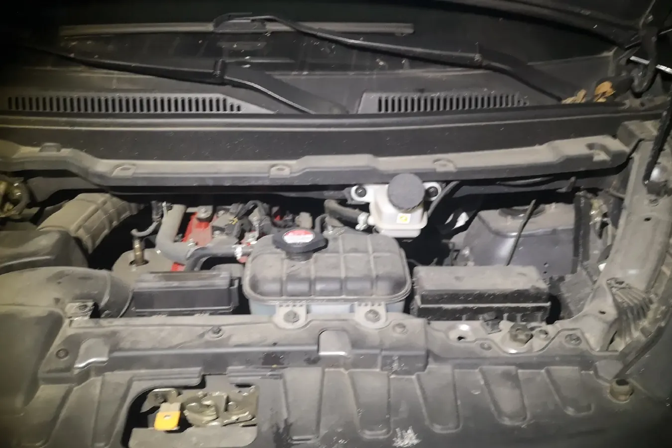 2021 JinBei Golden Sea Lion 1.5L 112HP L4 5MT,autocango,china used car exporter,china ev exporter,chinese used car exporter,chinese used ev exporter