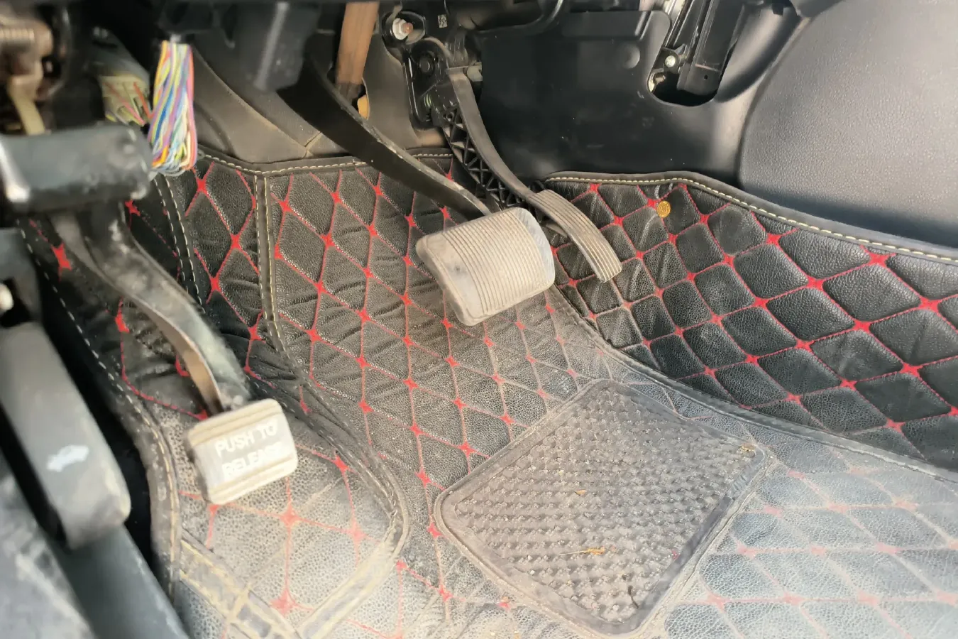 2013 Dodge JCUV 2.4L 170HP L4 6AT,autocango,china used car exporter,china ev exporter,chinese used car exporter,chinese used ev exporter