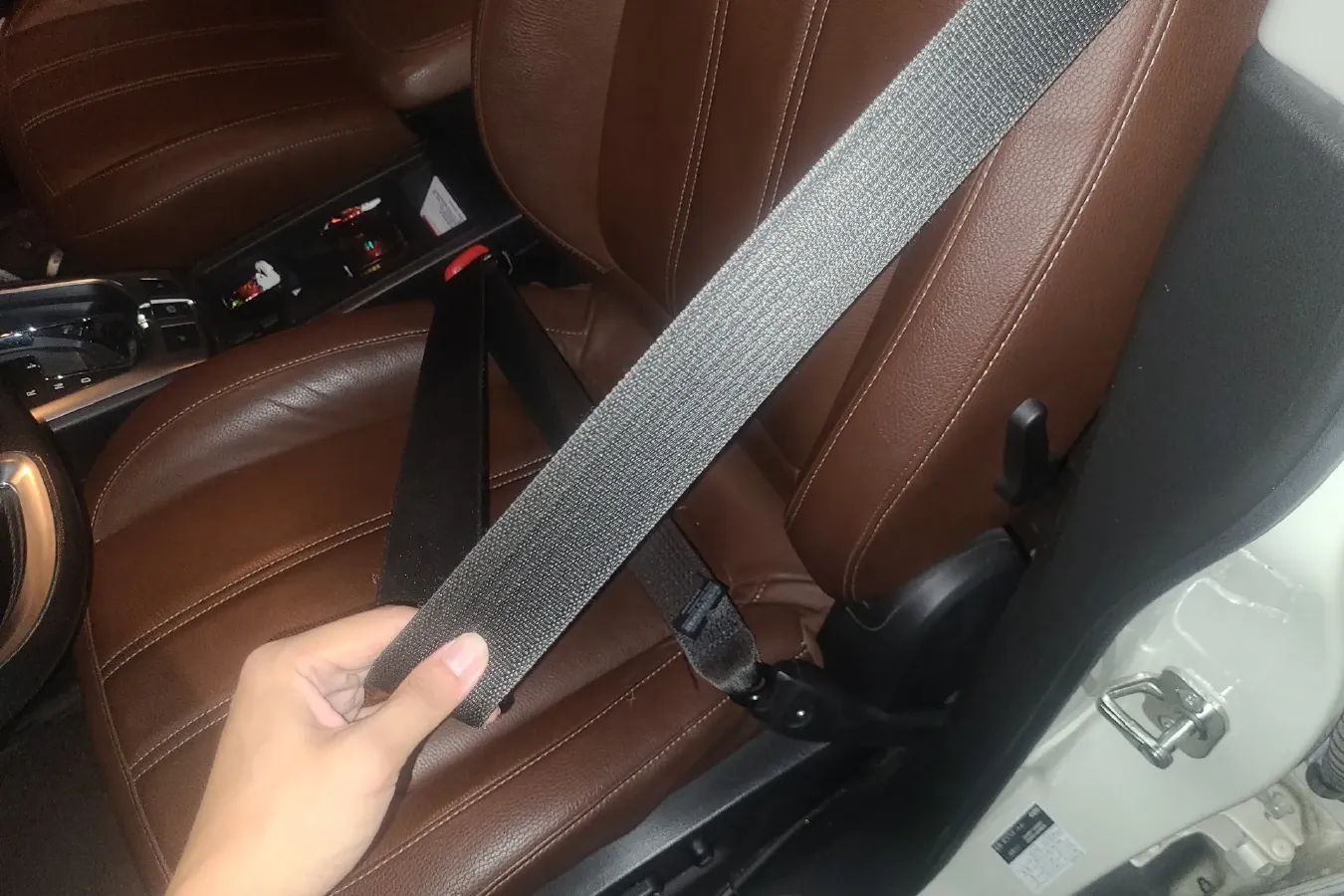 2011 Opel Antara 2.4L 167HP L4 6AT,autocango,china used car exporter,china ev exporter,chinese used car exporter,chinese used ev exporter