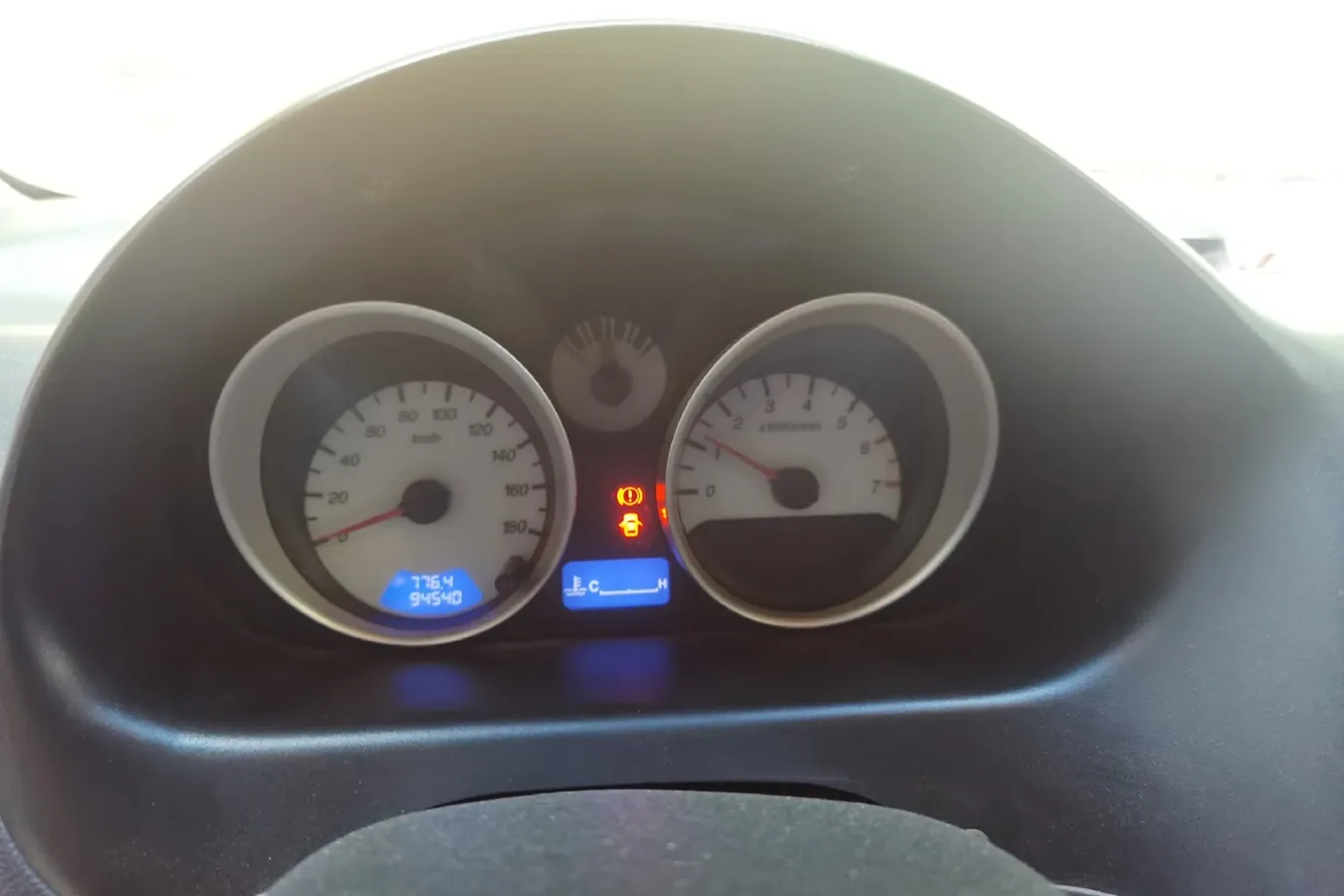 2010 BaoJun LeChi 1.2L 86HP L4 5MT,autocango,china used car exporter,china ev exporter,chinese used car exporter,chinese used ev exporter