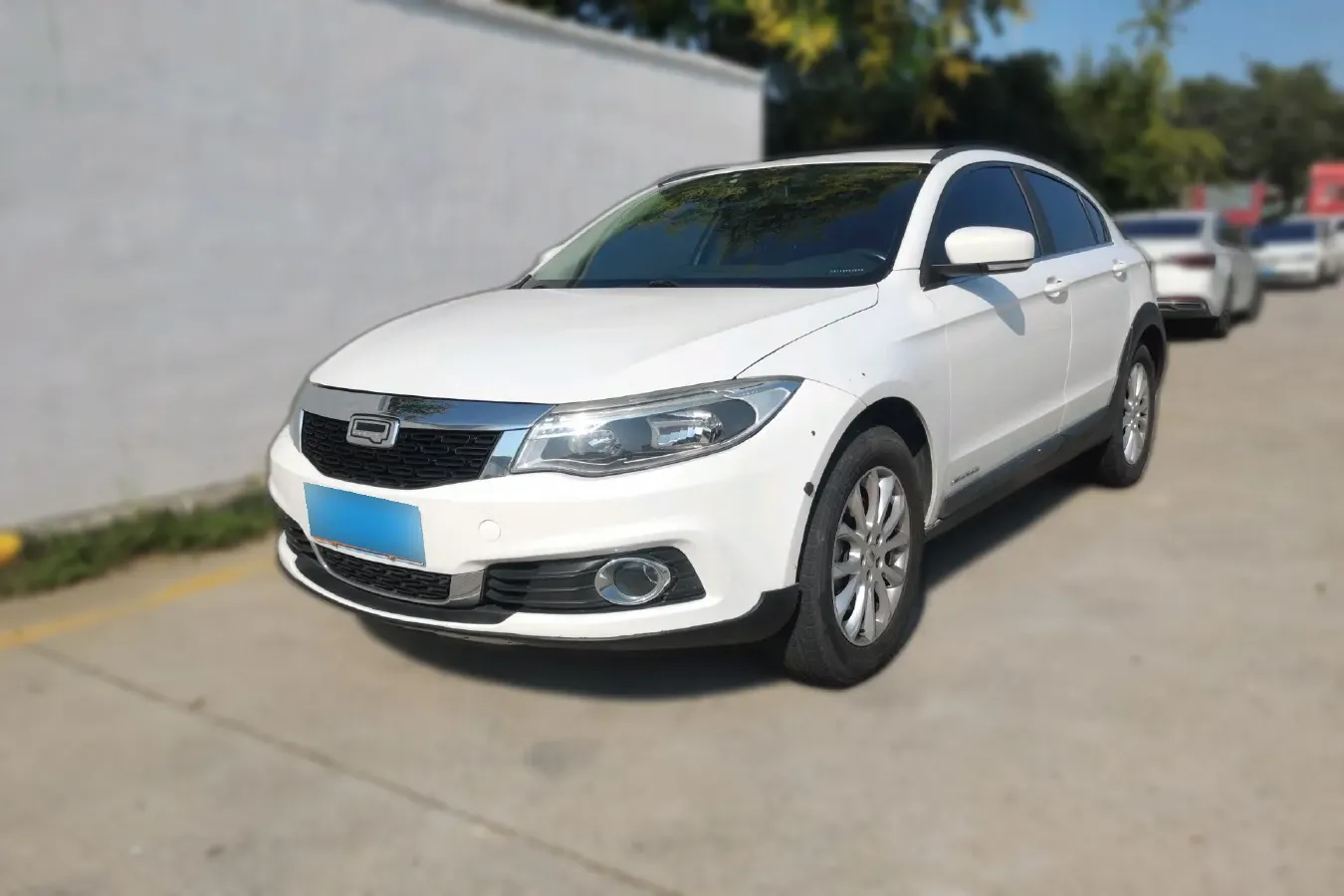 2015 Qoros 3 1.6T 156HP L4 6DCT,autocango,china used car exporter,china ev exporter,chinese used car exporter,chinese used ev exporter