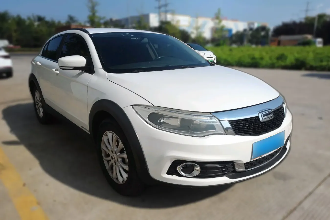 2015 Qoros 3 1.6T 156HP L4 6DCT,autocango,china used car exporter,china ev exporter,chinese used car exporter,chinese used ev exporter