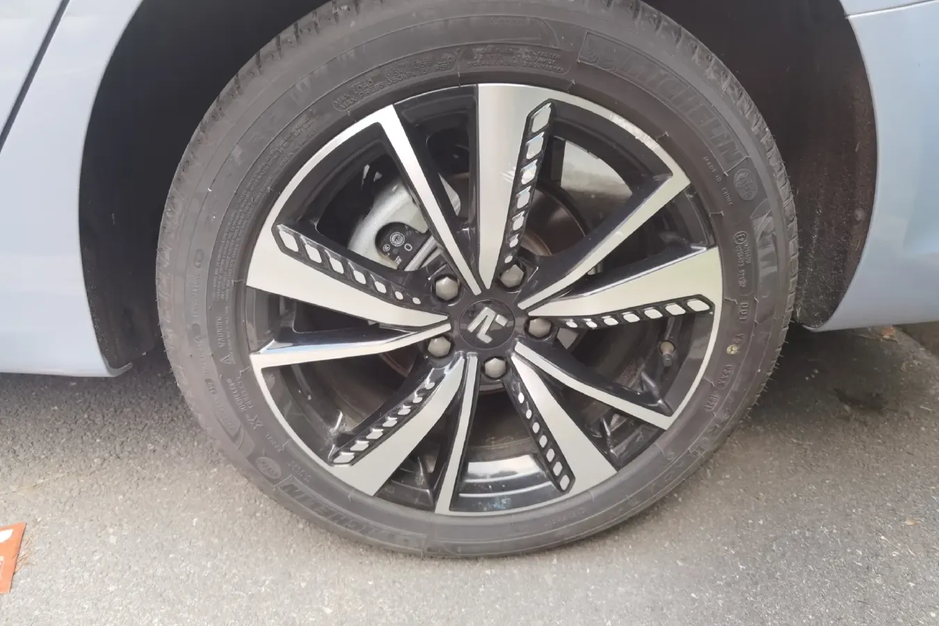 2021 Rising Auto ER6 BEV 61.1KWH,autocango,china used car exporter,china ev exporter,chinese used car exporter,chinese used ev exporter