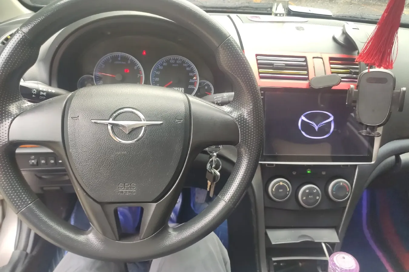 2011 HaiMa Family 1.6L 120HP L4 5MT,autocango,china used car exporter,china ev exporter,chinese used car exporter,chinese used ev exporter