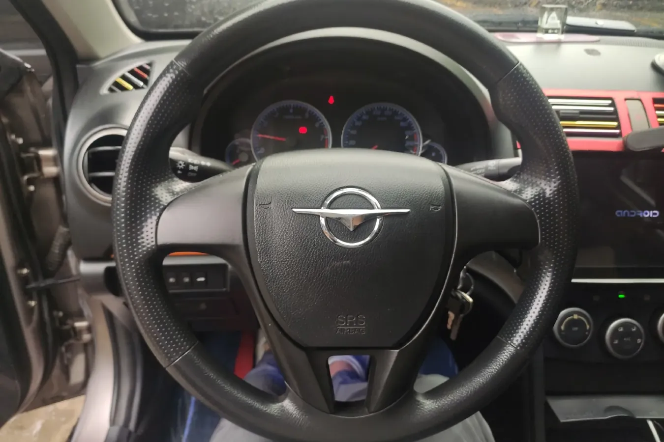 2011 HaiMa Family 1.6L 120HP L4 5MT,autocango,china used car exporter,china ev exporter,chinese used car exporter,chinese used ev exporter