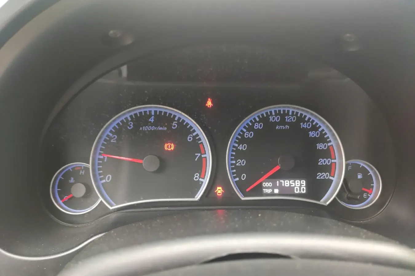 2011 HaiMa Family 1.6L 120HP L4 5MT,autocango,china used car exporter,china ev exporter,chinese used car exporter,chinese used ev exporter