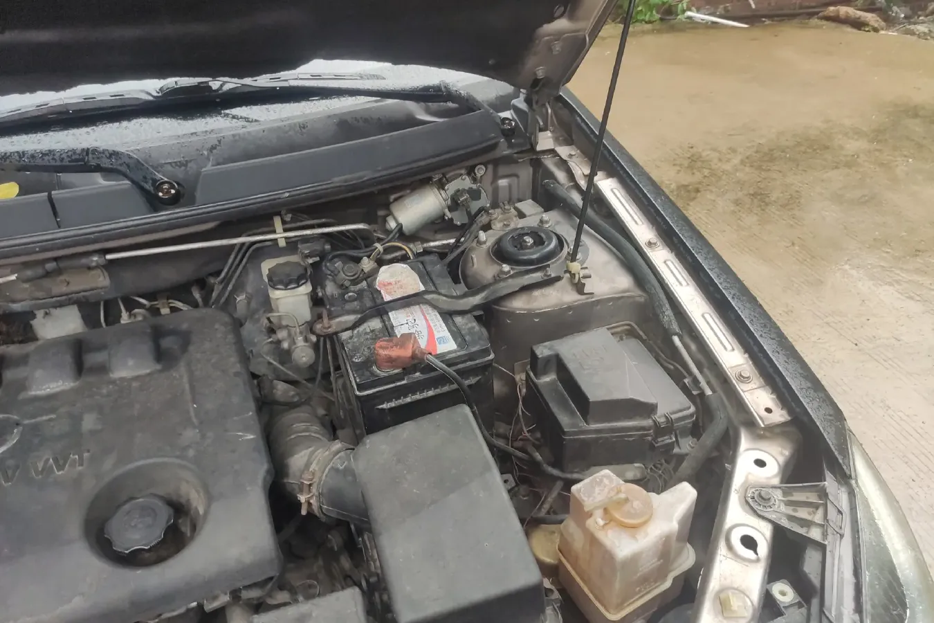 2011 HaiMa Family 1.6L 120HP L4 5MT,autocango,china used car exporter,china ev exporter,chinese used car exporter,chinese used ev exporter