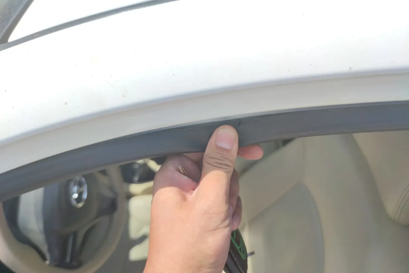 2014 Soueast V5 1.5L 120HP L4 5MT,autocango,china used car exporter,china ev exporter,chinese used car exporter,chinese used ev exporter