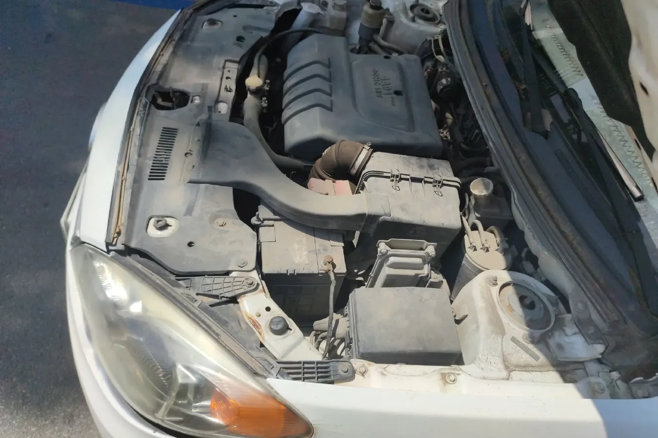 2014 Soueast V5 1.5L 120HP L4 5MT,autocango,china used car exporter,china ev exporter,chinese used car exporter,chinese used ev exporter