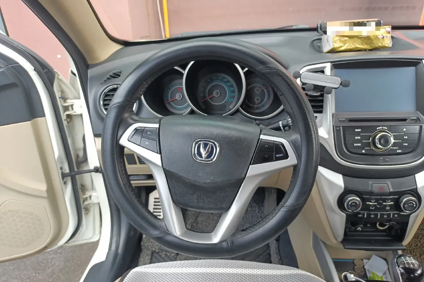 2014 ChangAn Eado 1.6L 125HP L4 5MT,autocango,china used car exporter,china ev exporter,chinese used car exporter,chinese used ev exporter