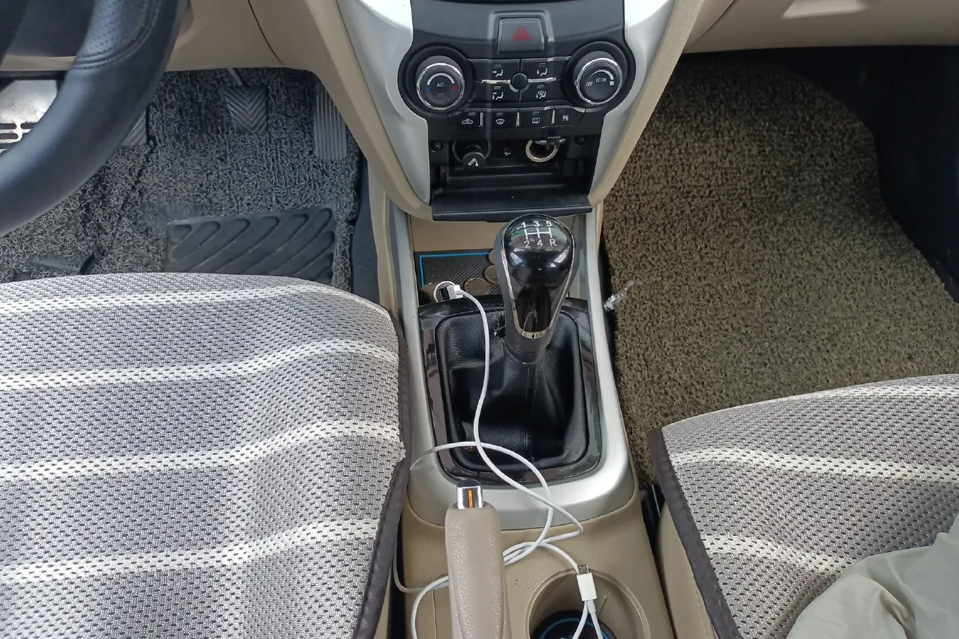 2014 ChangAn Eado 1.6L 125HP L4 5MT,autocango,china used car exporter,china ev exporter,chinese used car exporter,chinese used ev exporter