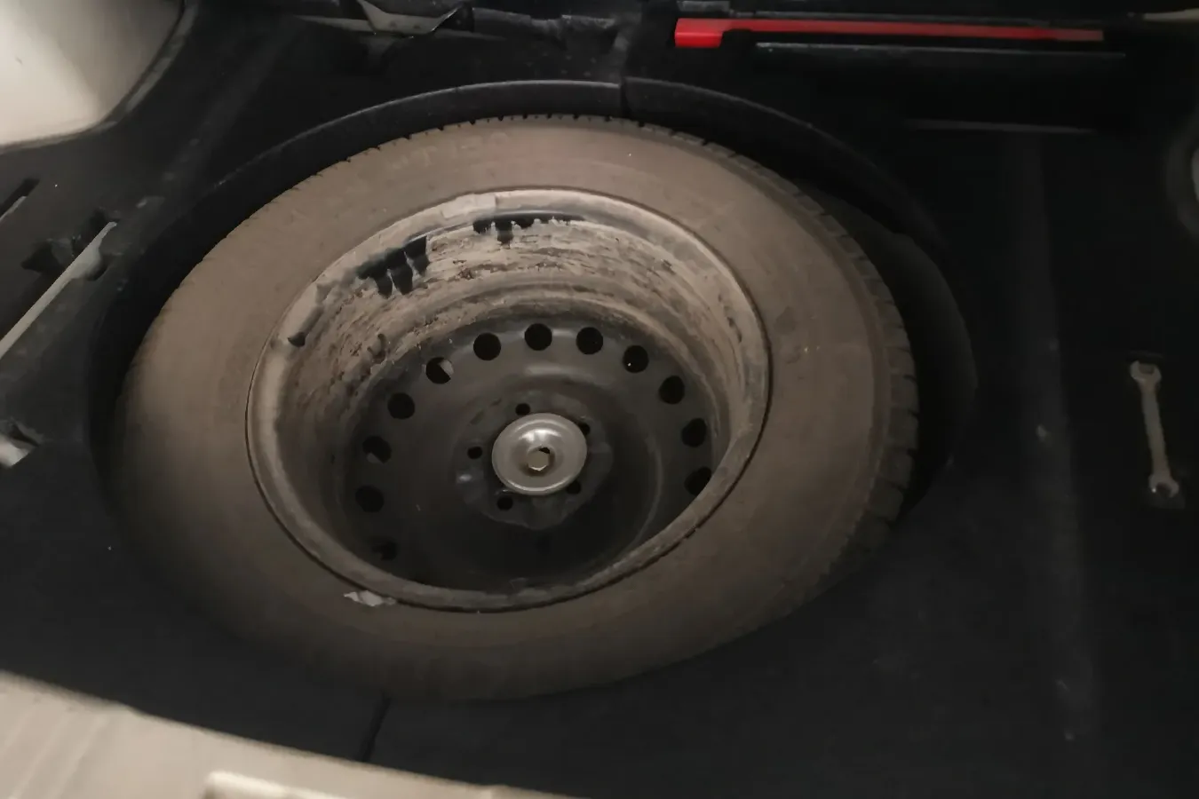 2013 HaiMa S7 2.0L 150HP L4 5MT,autocango,china used car exporter,china ev exporter,chinese used car exporter,chinese used ev exporter