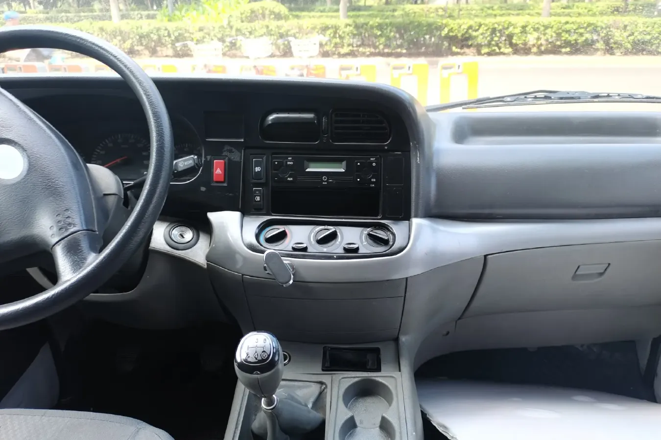 2014 JinBei Sea Lion 2.0L 102HP L4 5MT,autocango,china used car exporter,china ev exporter,chinese used car exporter,chinese used ev exporter