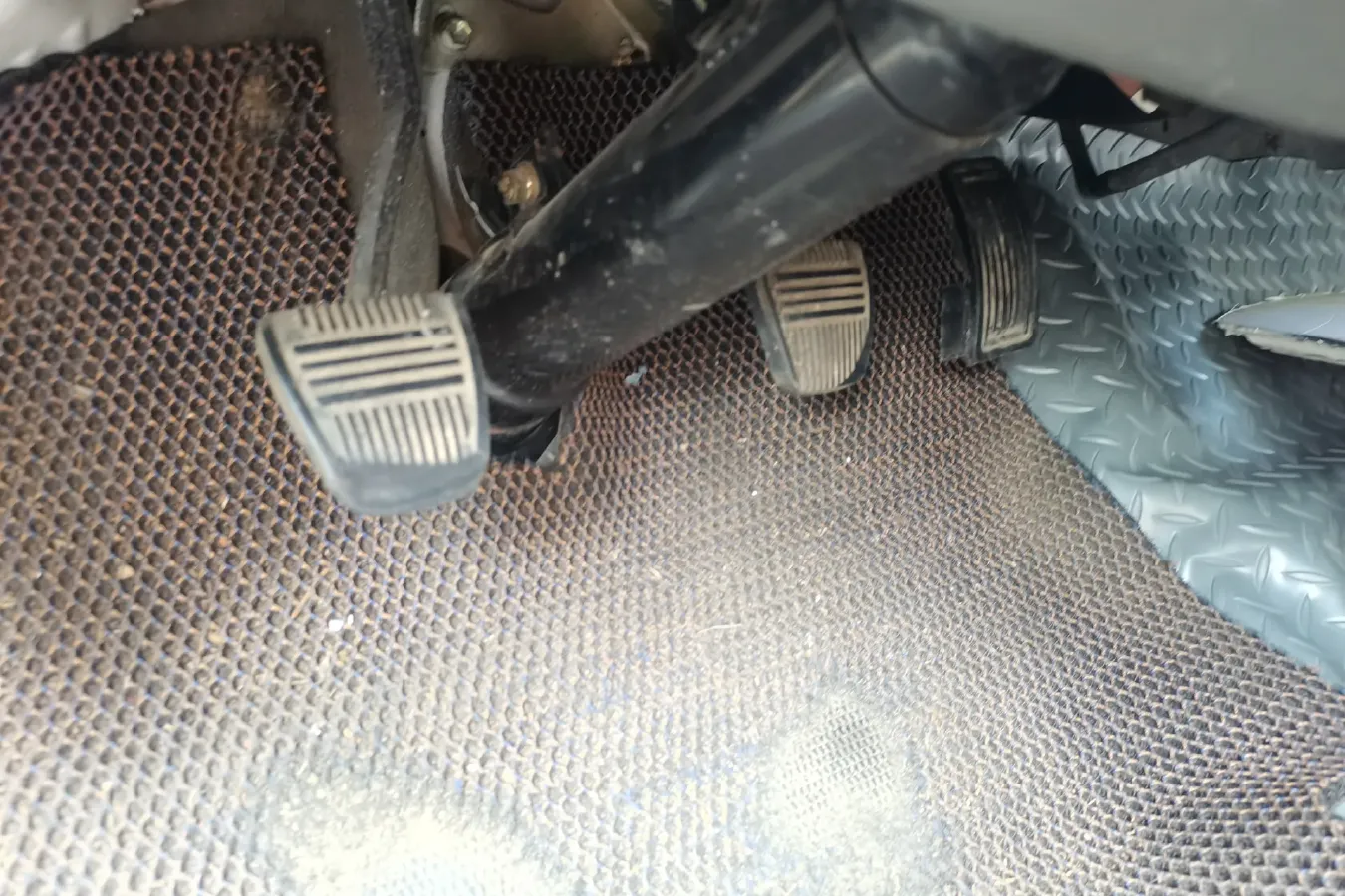 2014 JinBei Sea Lion 2.0L 102HP L4 5MT,autocango,china used car exporter,china ev exporter,chinese used car exporter,chinese used ev exporter