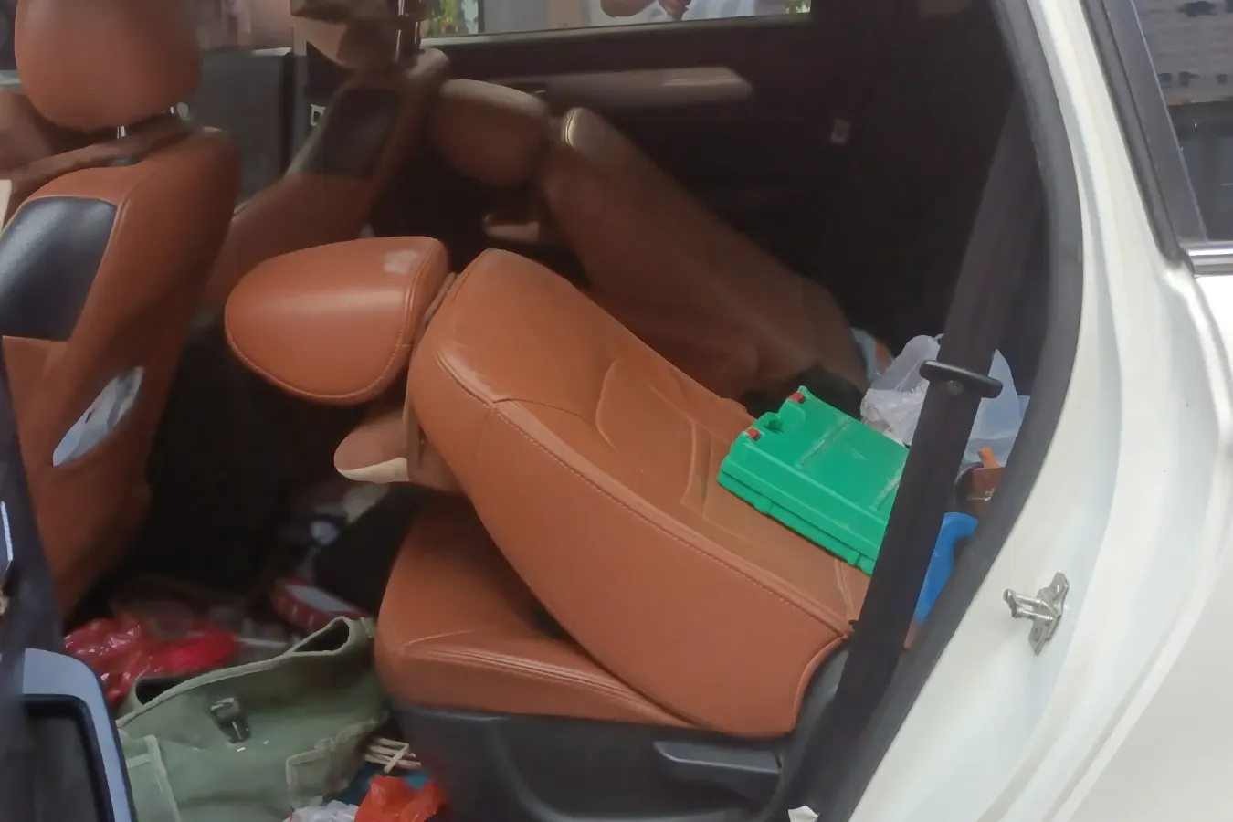 2017 BAIC WeiWang M50F 1.5L 116HP L4 5MT,autocango,china used car exporter,china ev exporter,chinese used car exporter,chinese used ev exporter