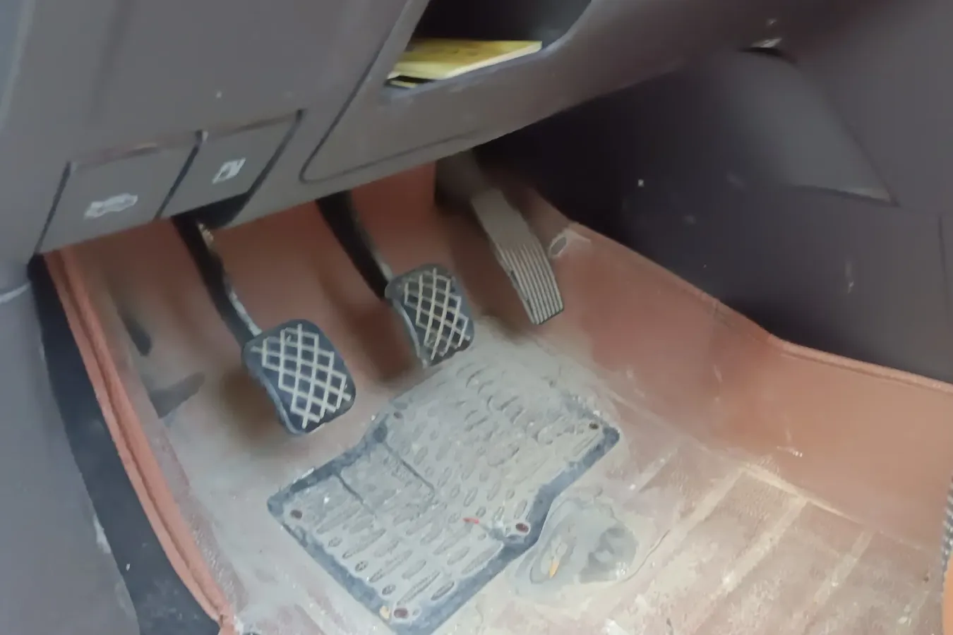 2017 BAIC WeiWang M50F 1.5L 116HP L4 5MT,autocango,china used car exporter,china ev exporter,chinese used car exporter,chinese used ev exporter