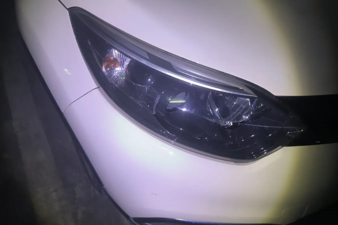 2015 Renault  Captur 1.2T 116HP L4 6DCT,autocango,china used car exporter,china ev exporter,chinese used car exporter,chinese used ev exporter