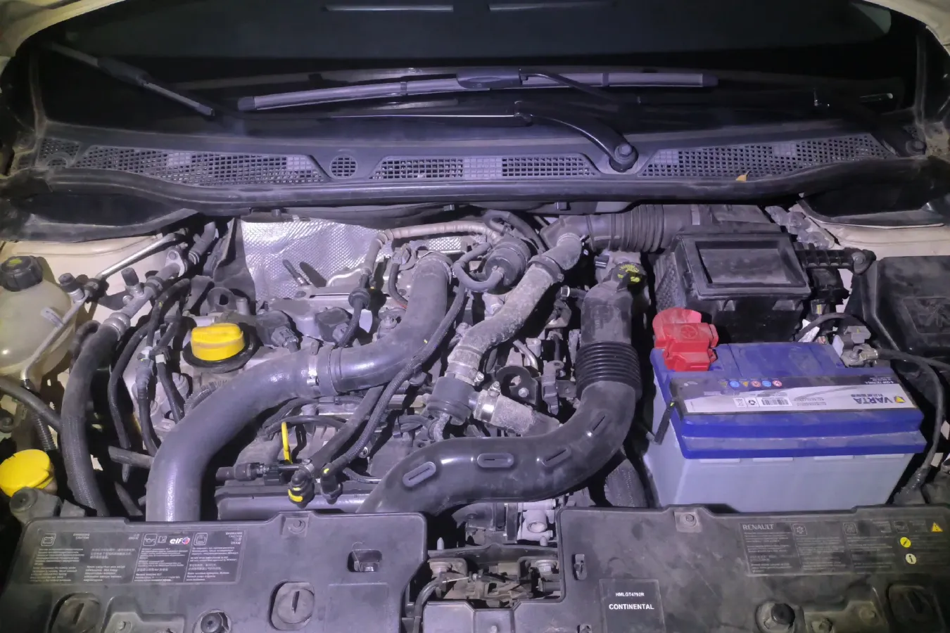 2015 Renault  Captur 1.2T 116HP L4 6DCT,autocango,china used car exporter,china ev exporter,chinese used car exporter,chinese used ev exporter