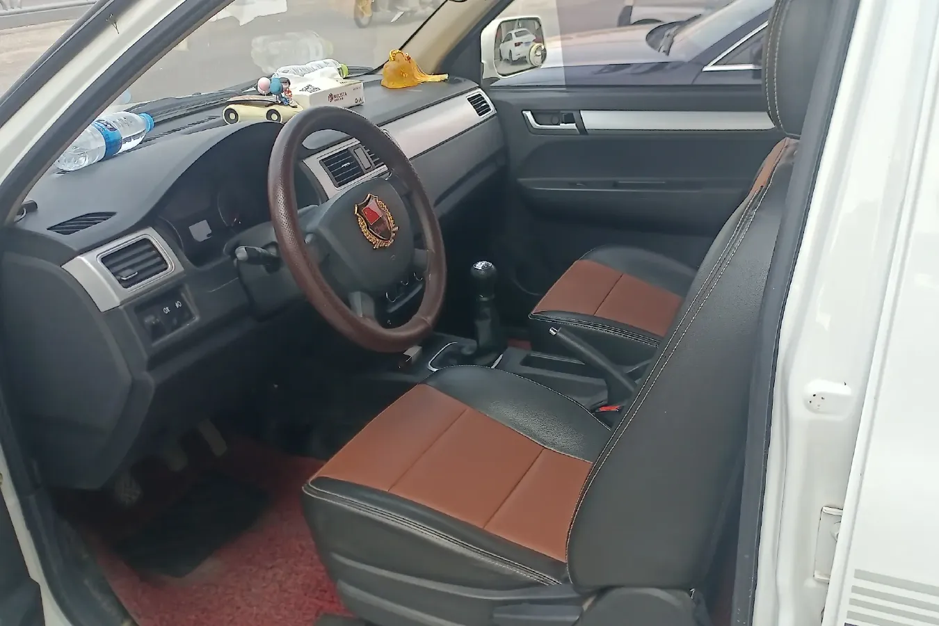 2019 ChangAn Kaicene ShenQi F30 1.5L 116HP L4 5MT,autocango,china used car exporter,china ev exporter,chinese used car exporter,chinese used ev exporter