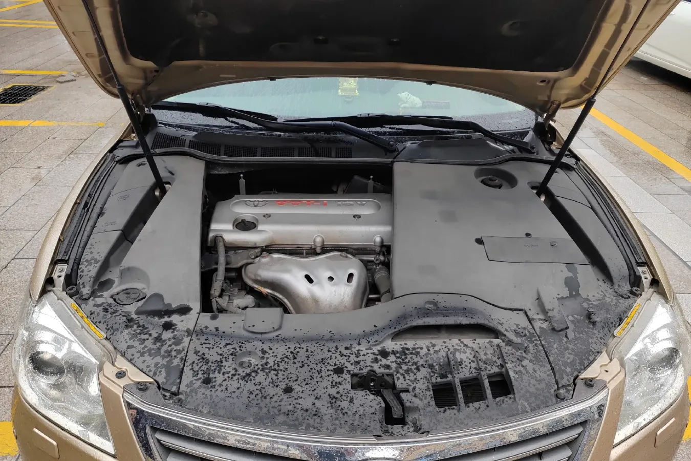 2010 Toyota Camry 2.4L 167HP L4 5AT,autocango,china used car exporter,china ev exporter,chinese used car exporter,chinese used ev exporter