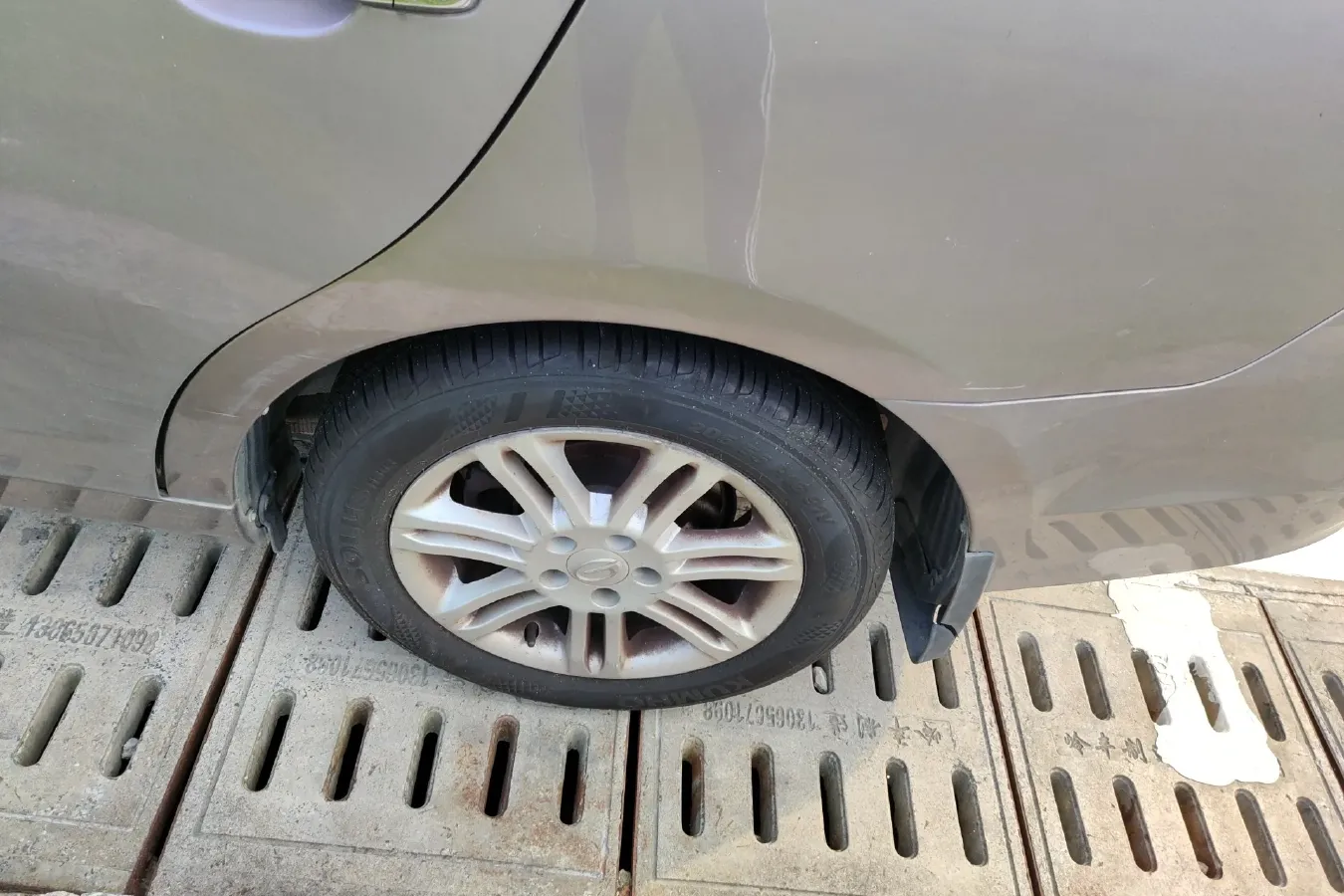 2012 GAC Trumpchi GA5 2.0L 150HP L4 5AT,autocango,china used car exporter,china ev exporter,chinese used car exporter,chinese used ev exporter