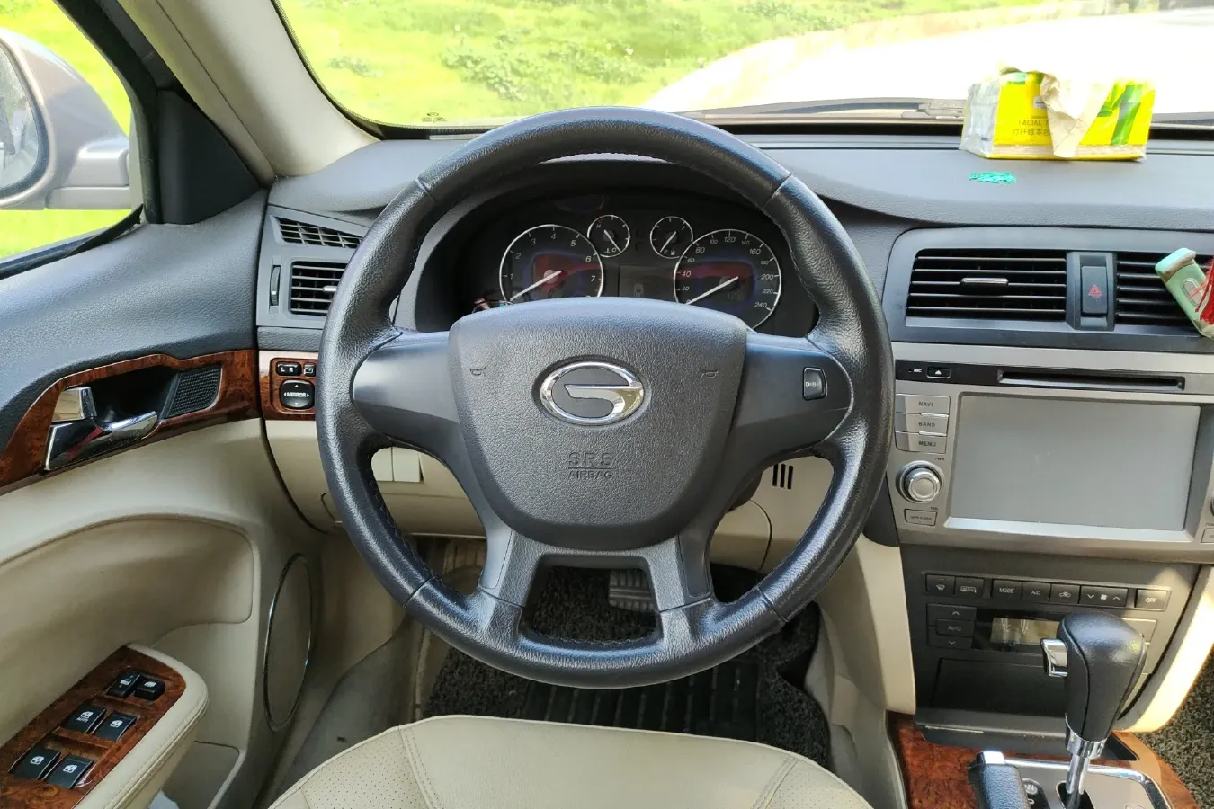 2012 GAC Trumpchi GA5 2.0L 150HP L4 5AT,autocango,china used car exporter,china ev exporter,chinese used car exporter,chinese used ev exporter