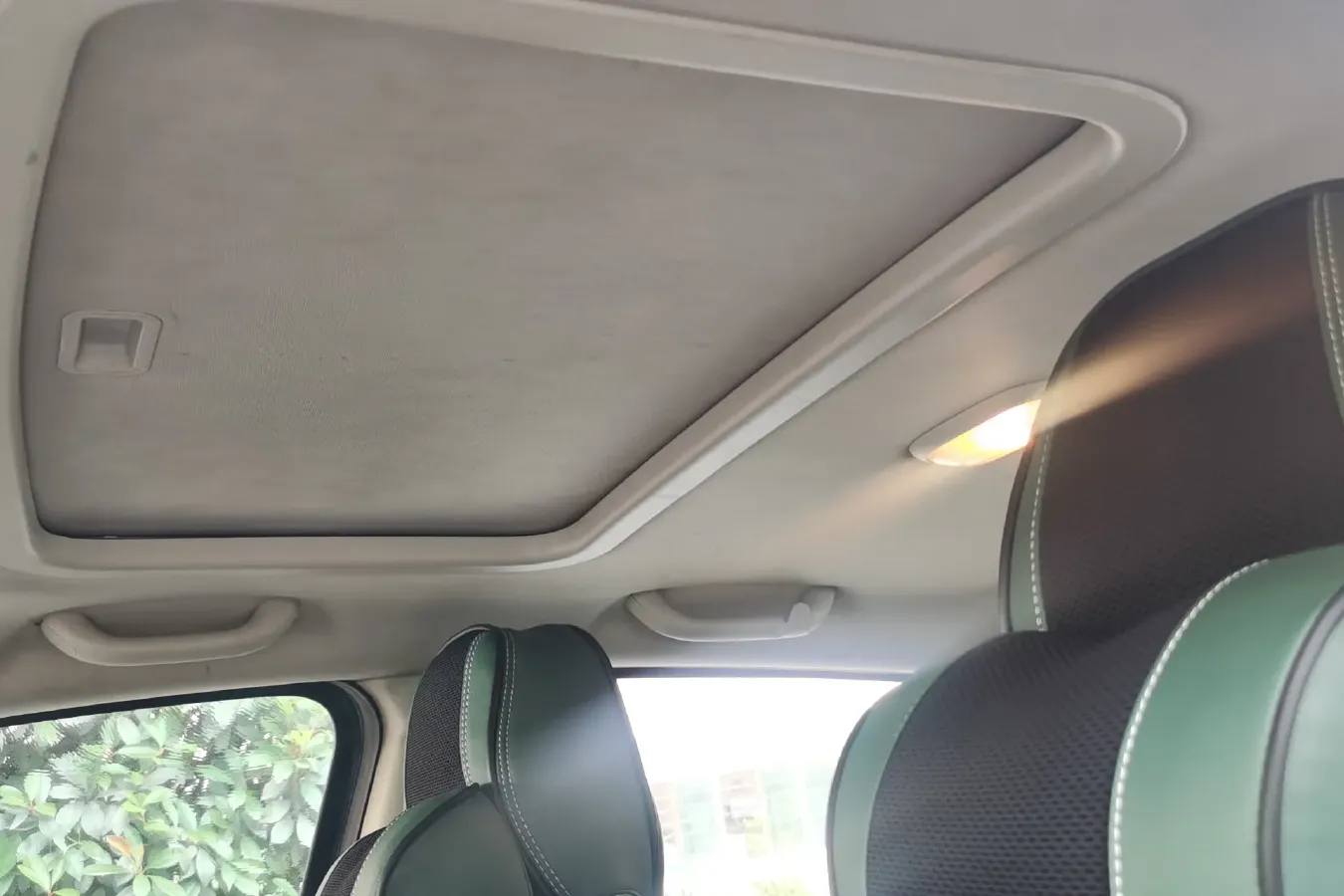 2011 Dodge Caliber 2.0L 156HP L4 CVT,autocango,china used car exporter,china ev exporter,chinese used car exporter,chinese used ev exporter