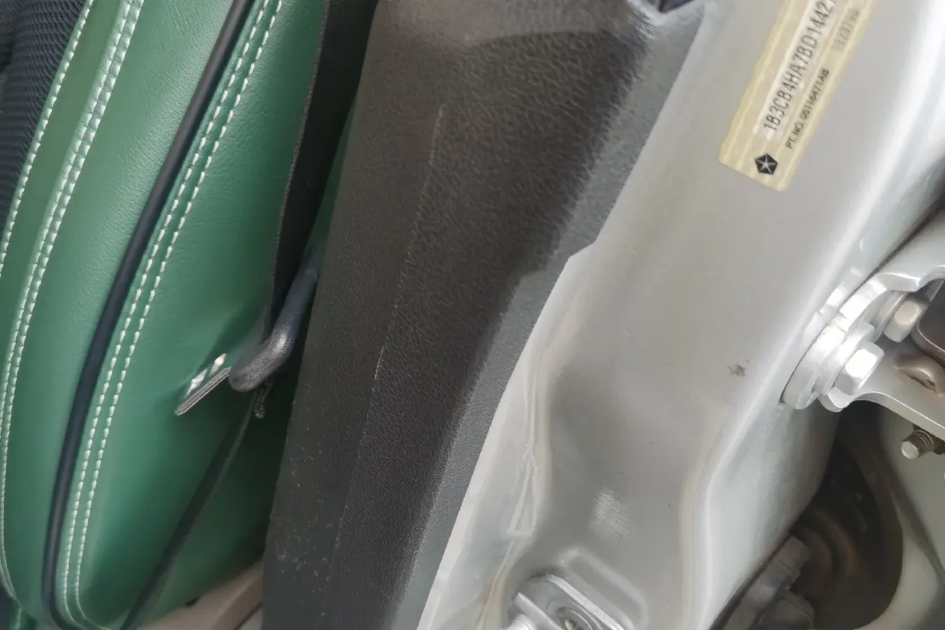 2011 Dodge Caliber 2.0L 156HP L4 CVT,autocango,china used car exporter,china ev exporter,chinese used car exporter,chinese used ev exporter