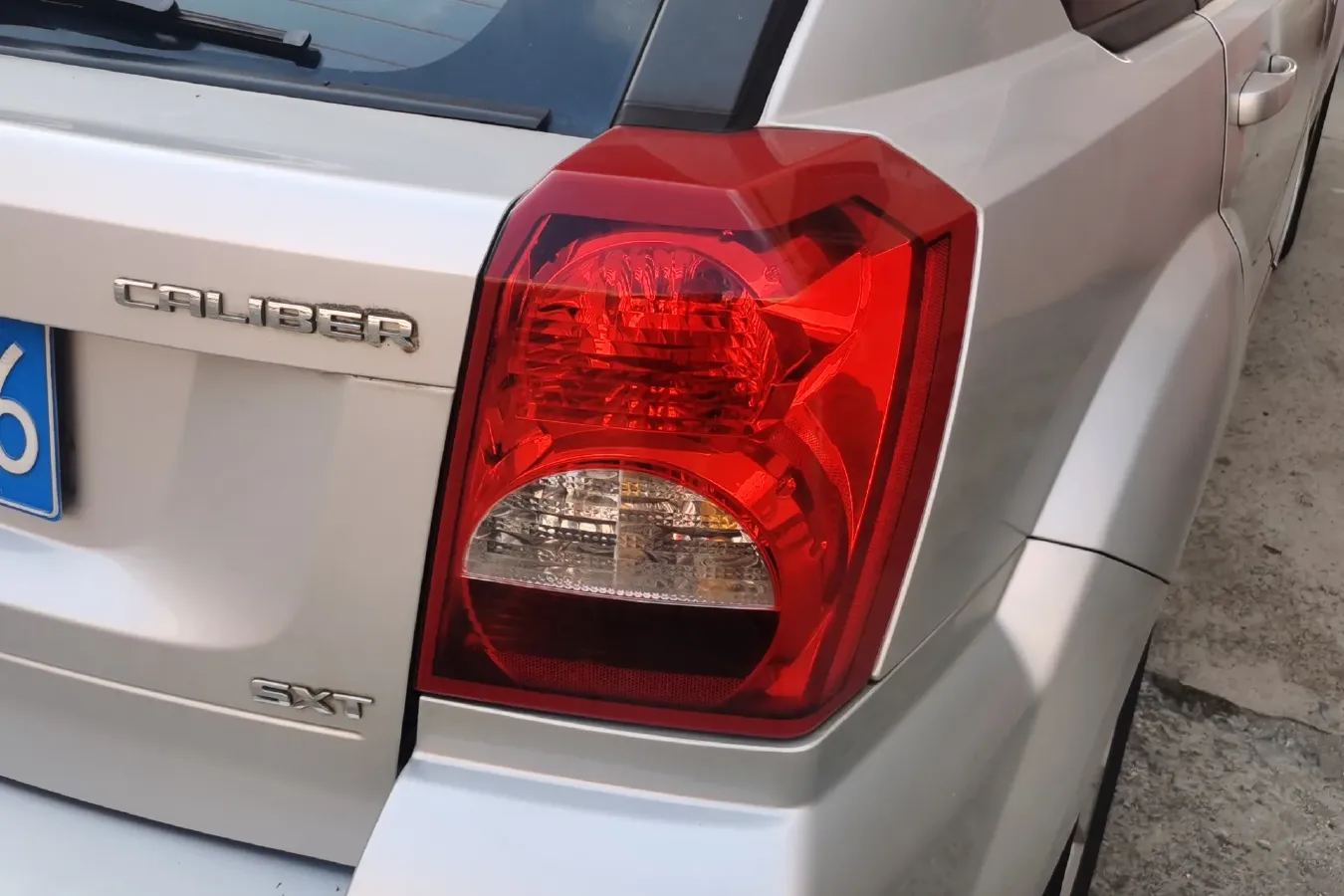 2011 Dodge Caliber 2.0L 156HP L4 CVT,autocango,china used car exporter,china ev exporter,chinese used car exporter,chinese used ev exporter