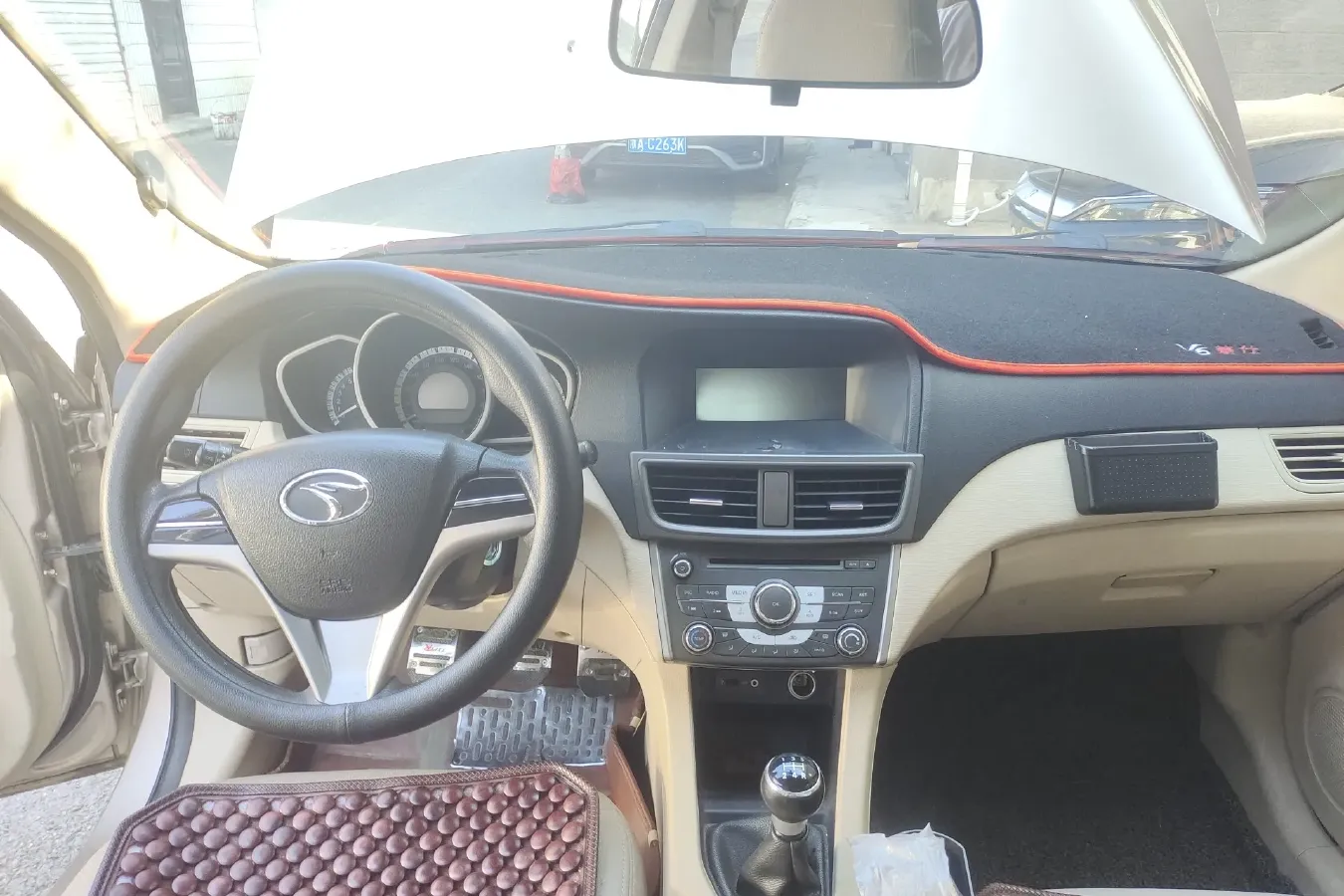 2013 Soueast V6 1.5L 120HP L4 5MT,autocango,china used car exporter,china ev exporter,chinese used car exporter,chinese used ev exporter