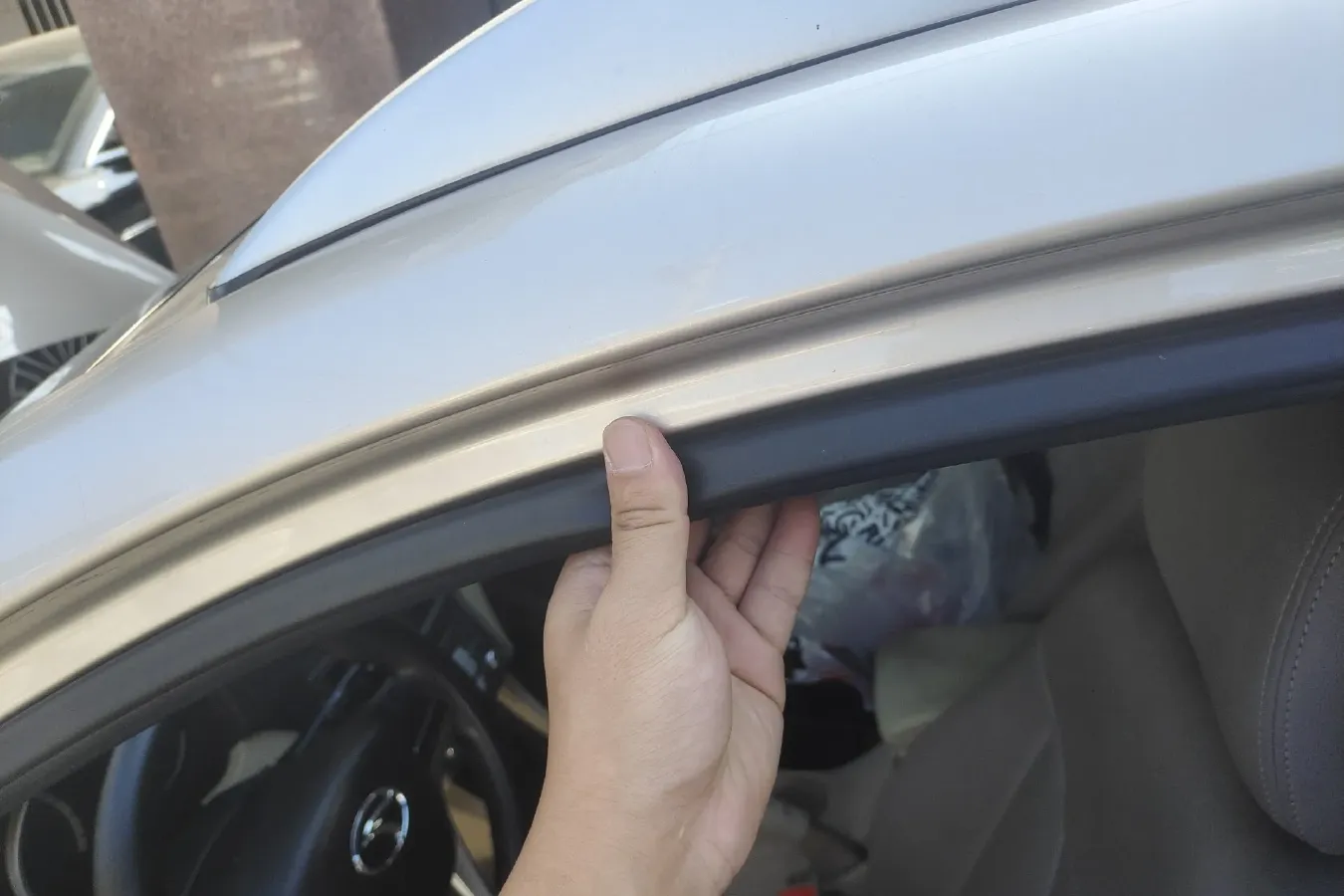 2013 Soueast V6 1.5L 120HP L4 5MT,autocango,china used car exporter,china ev exporter,chinese used car exporter,chinese used ev exporter