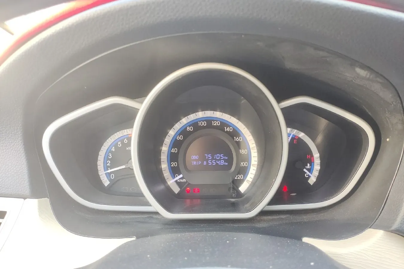 2013 Soueast V6 1.5L 120HP L4 5MT,autocango,china used car exporter,china ev exporter,chinese used car exporter,chinese used ev exporter