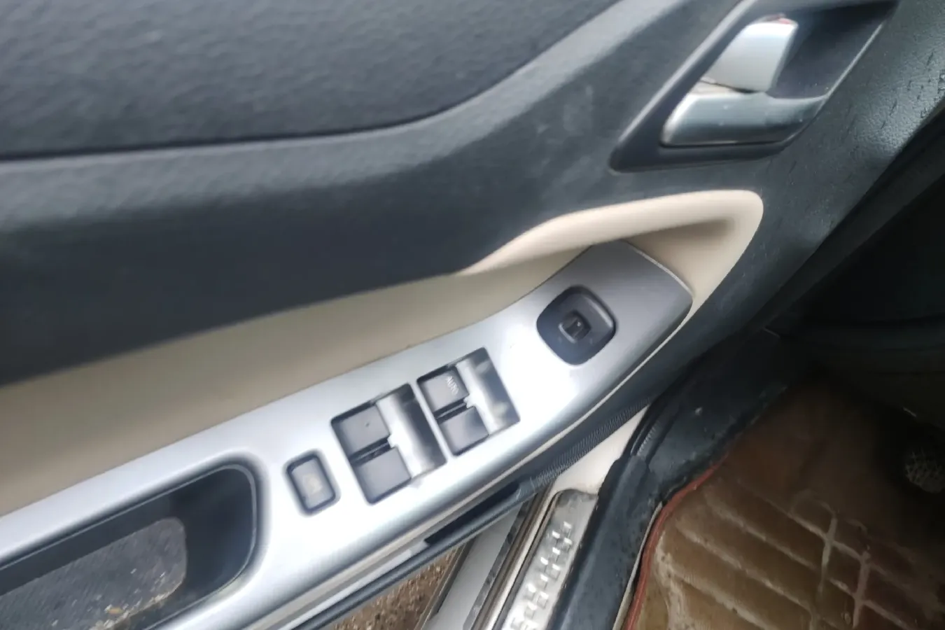 2014 HaiMa Family 1.6L 125HP L4 6MT,autocango,china used car exporter,china ev exporter,chinese used car exporter,chinese used ev exporter