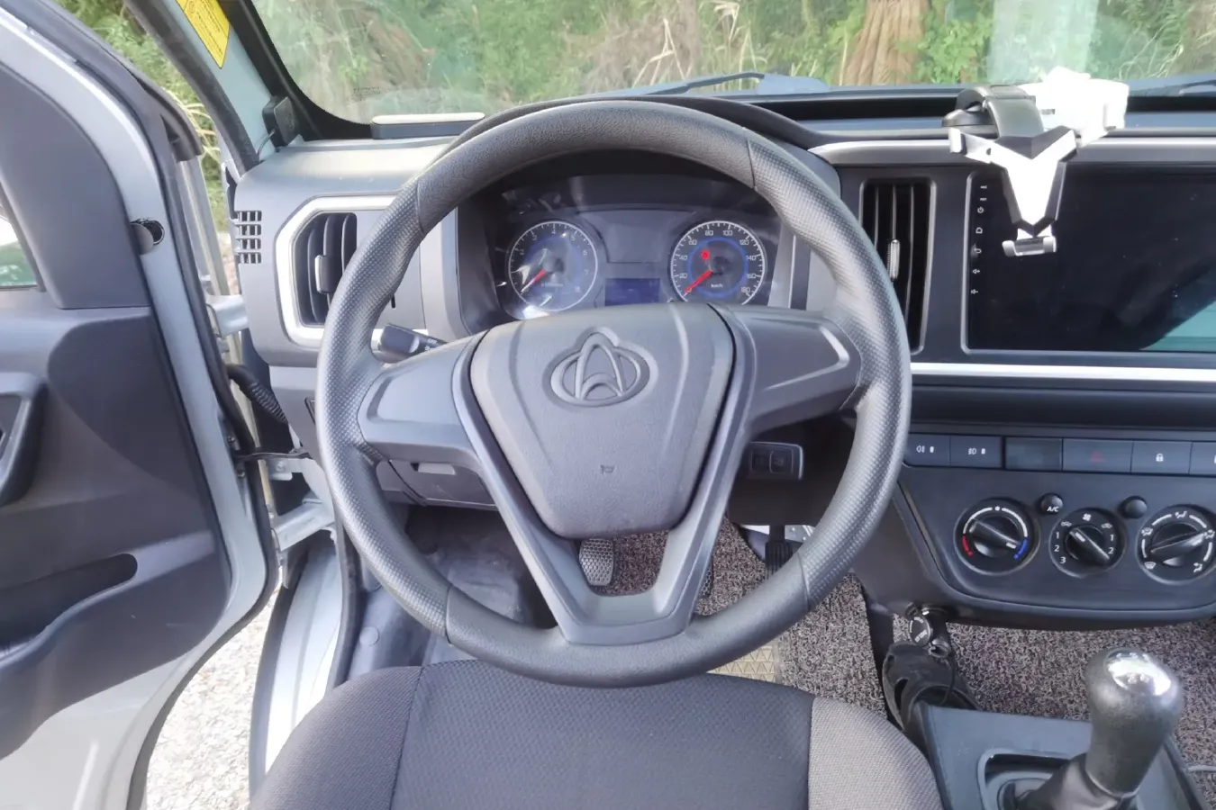 2021 ChangAn Kaicene ShenQi T30 1.6L 122HP L4 5MT,autocango,china used car exporter,china ev exporter,chinese used car exporter,chinese used ev exporter