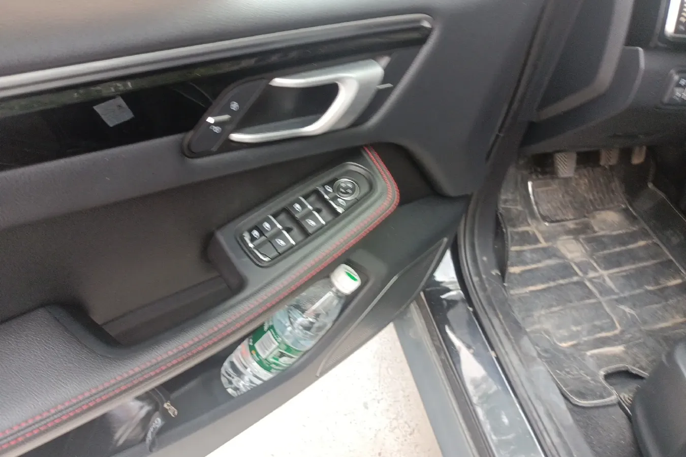 2015 Zotye Damy X5 1.5T 150HP L4 5MT,autocango,china used car exporter,china ev exporter,chinese used car exporter,chinese used ev exporter