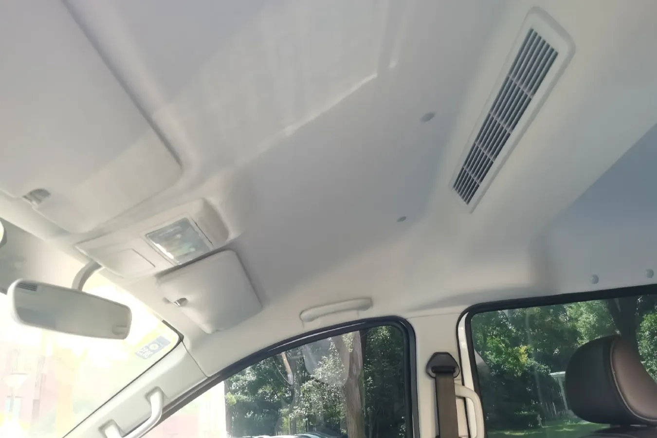 2023 JinBei Golden Sea Lion 1.5L 112HP L4 5MT,autocango,china used car exporter,china ev exporter,chinese used car exporter,chinese used ev exporter