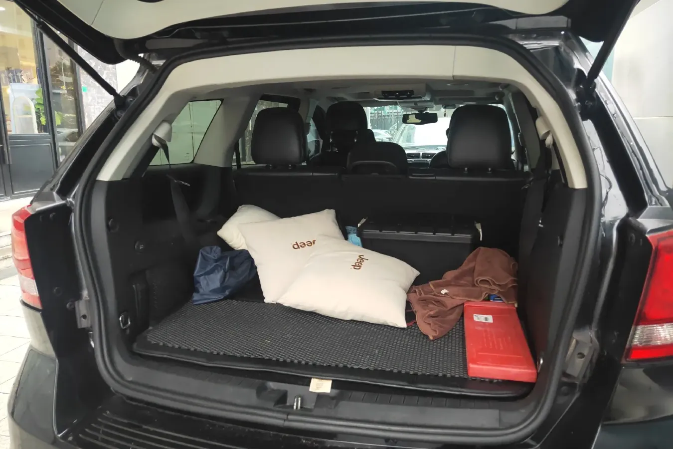 2013 Dodge JCUV 2.4L 170HP L4 6AT,autocango,china used car exporter,china ev exporter,chinese used car exporter,chinese used ev exporter