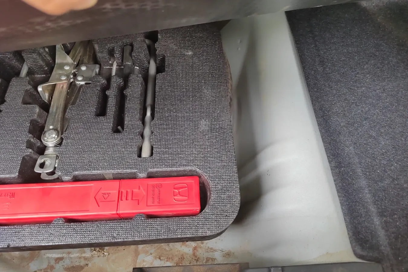 2012 Ciimo Ciimo 1.8L 140HP L4 5AT,autocango,china used car exporter,china ev exporter,chinese used car exporter,chinese used ev exporter