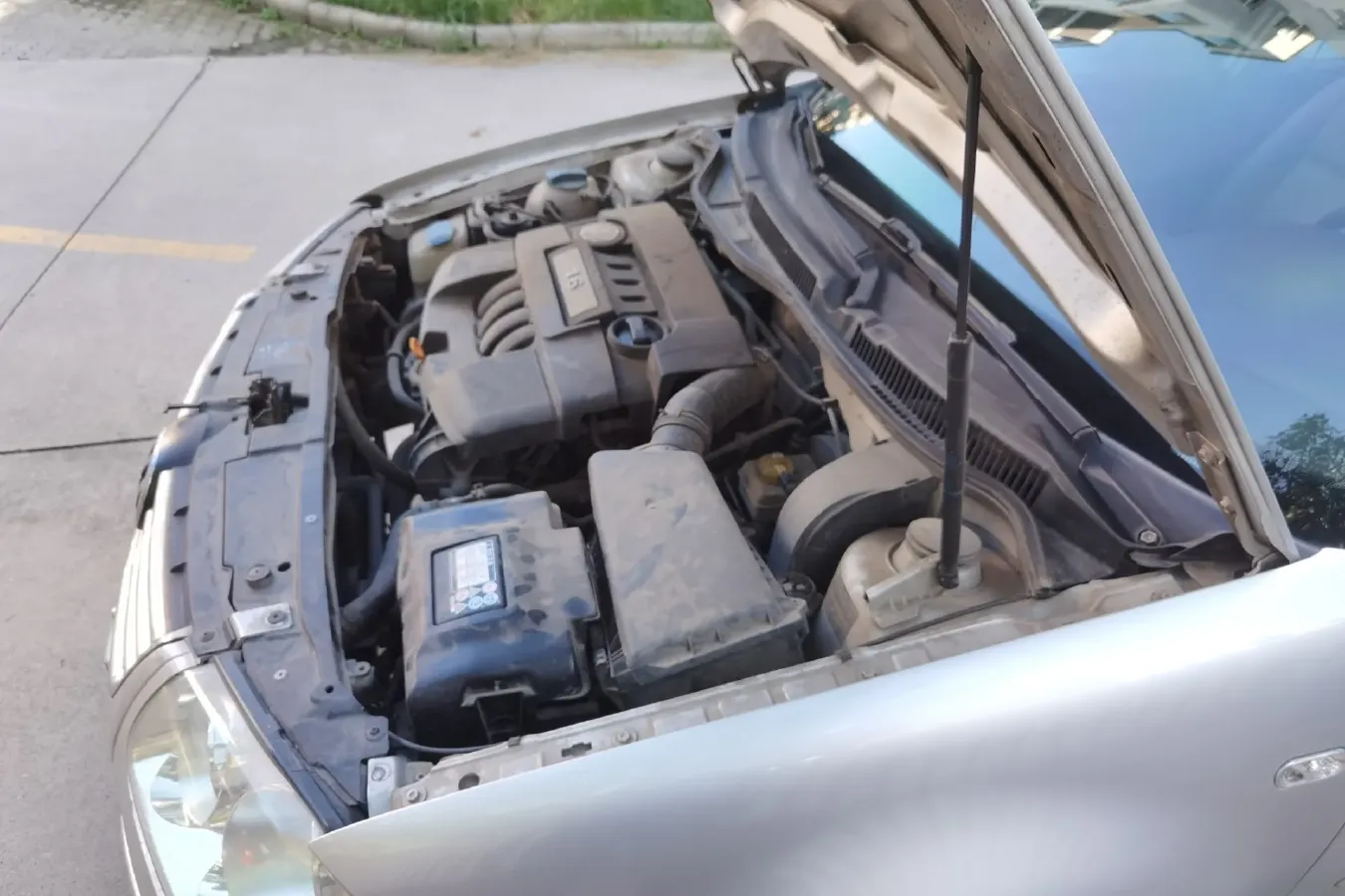 2006 Volkswagen Bora Classic 1.6L 100HP L4 4AT,autocango,china used car exporter,china ev exporter,chinese used car exporter,chinese used ev exporter