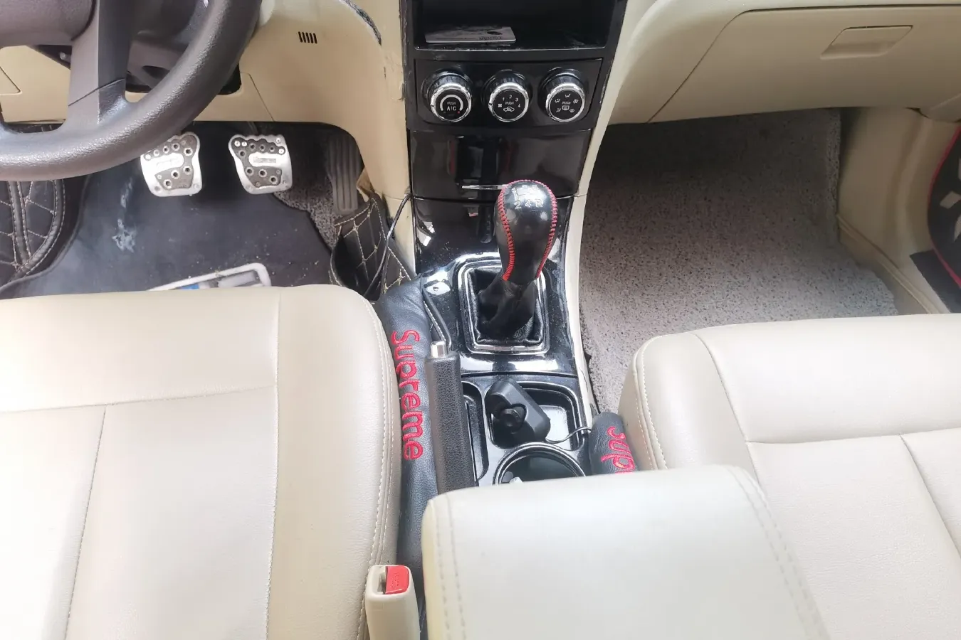 2013 Geely GC7 1.5L 109HP L4 5MT,autocango,china used car exporter,china ev exporter,chinese used car exporter,chinese used ev exporter