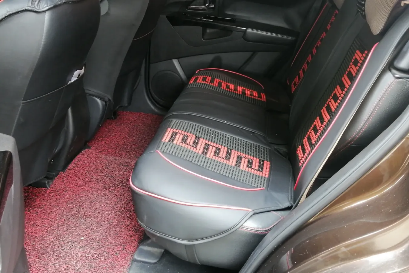 2013 Landwind X5 2.0T 190HP L4 6MT,autocango,china used car exporter,china ev exporter,chinese used car exporter,chinese used ev exporter