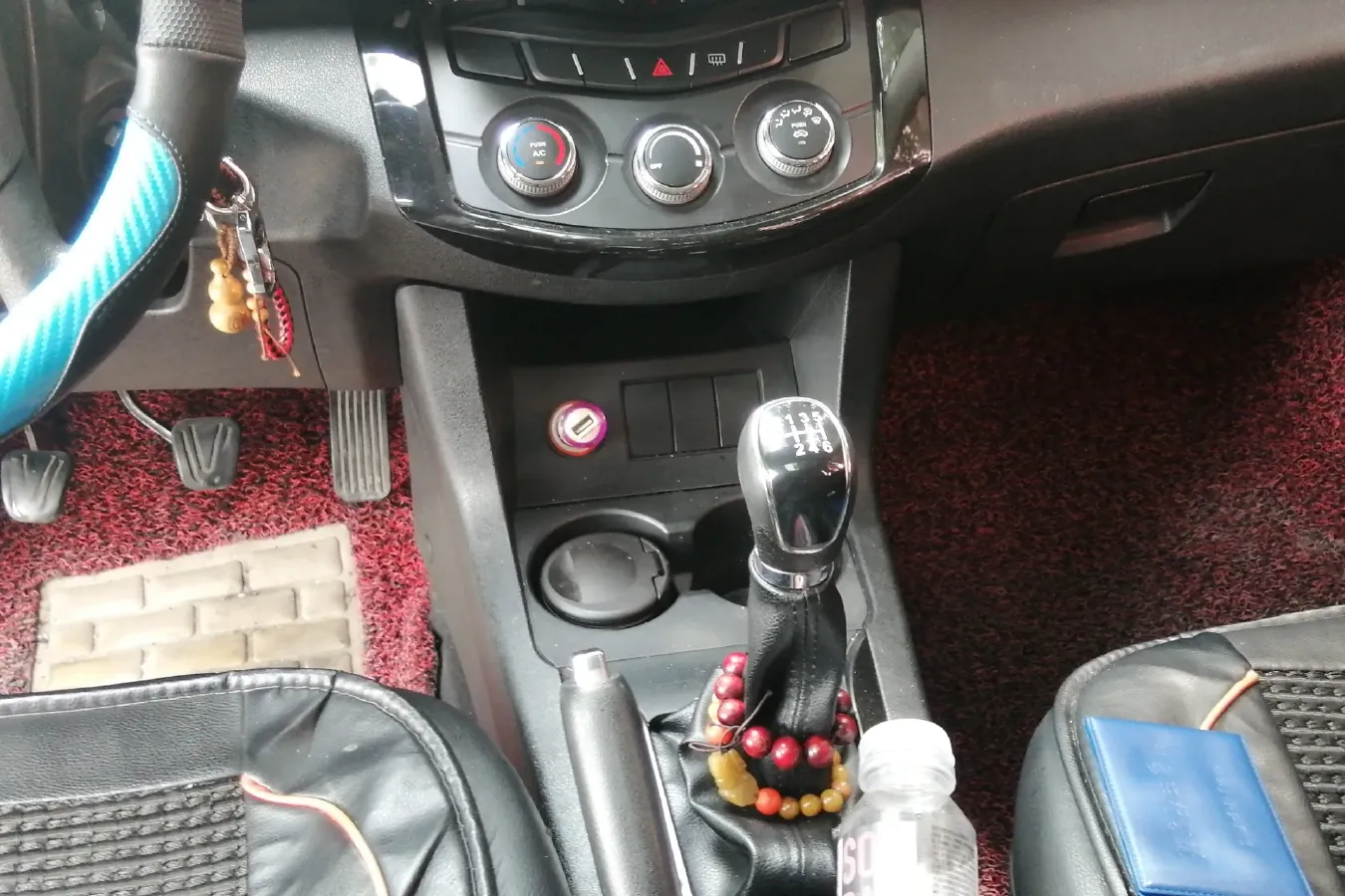 2013 Landwind X5 2.0T 190HP L4 6MT,autocango,china used car exporter,china ev exporter,chinese used car exporter,chinese used ev exporter