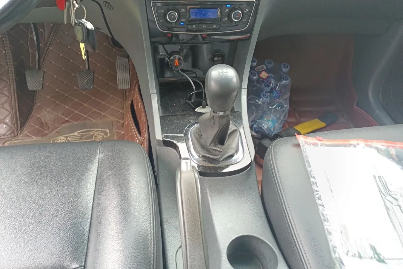 2013 JAC Refine M2 1.8L 131HP L4 5MT,autocango,china used car exporter,china ev exporter,chinese used car exporter,chinese used ev exporter