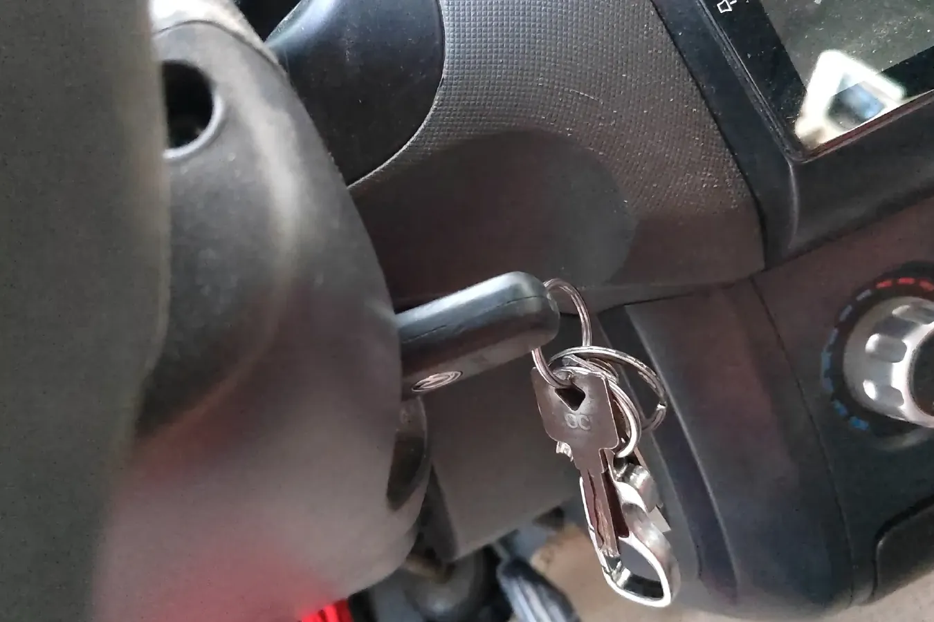 2018 DongFeng DFSK C32 1.5L 112HP L4 5MT,autocango,china used car exporter,china ev exporter,chinese used car exporter,chinese used ev exporter